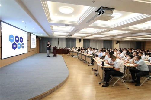 千里之行,始于足下 聽(tīng)錢海平總裁講 升華故事